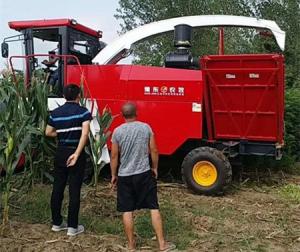 豫東農牧青儲機,用戶(hù)田地現場(chǎng)試機